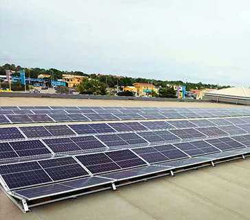 
     Sistema de montagem fotovoltaica de lastro leste-oeste 
    